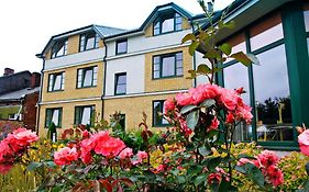 Linda Hotel